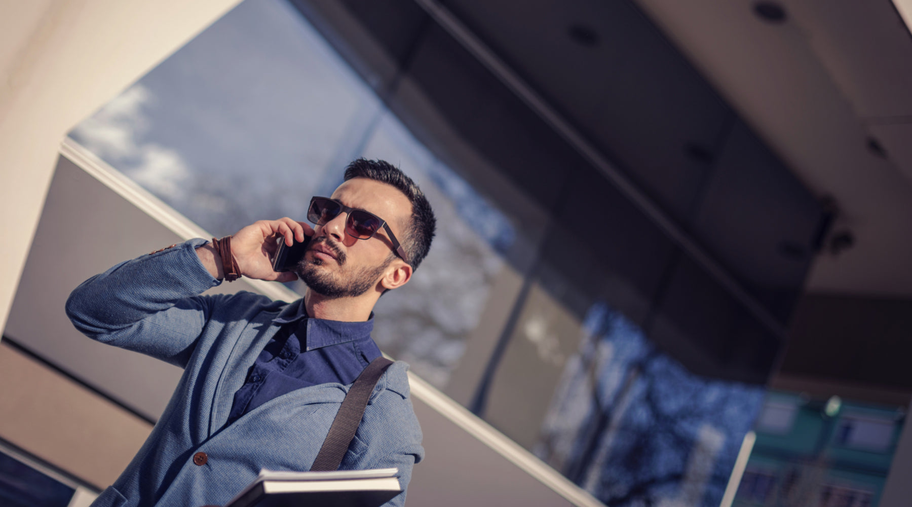 How to Dress Up a Men's Suit for a Casual Occasion: Tips and Tricks