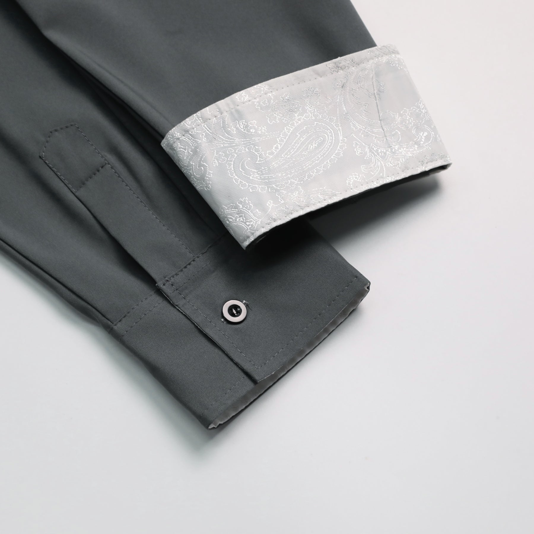 Men's long-sleeved casual shirt with a sky blue lapel and gray collar