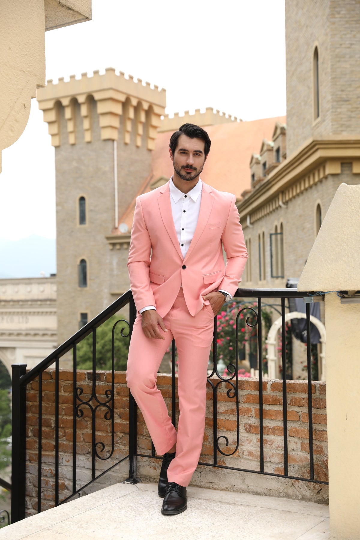 Amato Pink Slim Fit Peak Lapel Suit – BRABION