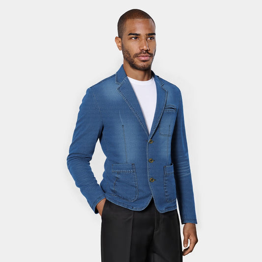 Light Blue # Men's multi-pocket denim casual blazer with one-button notch lapel and dual side vents, tailored-fit light blue sport coat jacket with flap pockets and subtle shiny fabric, versatile cotton polyester blend for daily wear, office, party and casual outings, isolated on white background.