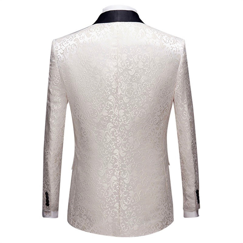 White # Men's slim fit 2-piece paisley print suit with satin peaked lapel and single-breasted button closure, white patterned formal blazer jacket with center back vent and fully lined interior, matching flat-front trousers for wedding, prom, party and special occasions, isolated on white background.